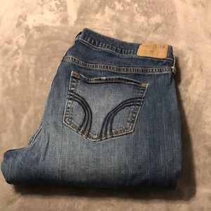 Hollister boyfriend jean
